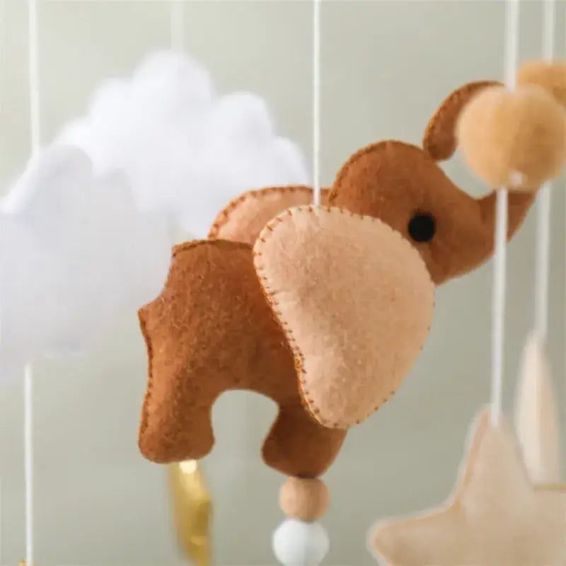 Mobile Bébé Éléphant